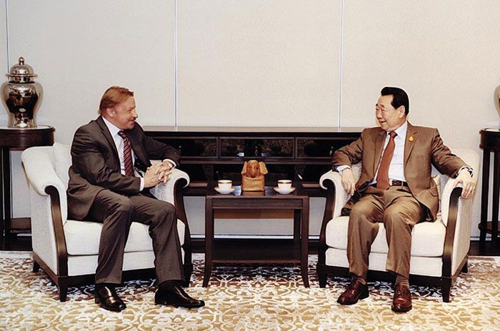 Встреча Посла РФ в Тайланде Кирилла барского с Президентом группы компаний "Чароен пакпанд" г-ном Чираваноном