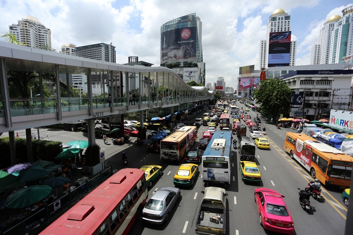 Небесная улица Бангкока SkyWalk - всегда свежо и просторно