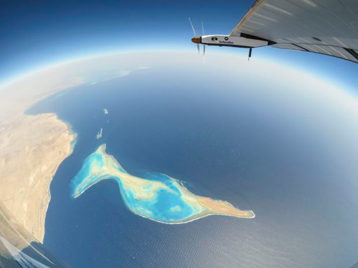 4 этап полёта вокруг земного шара самолёта на солнечных батареях. Фото Solar Impulse 2 и Бертран Пикар для AFP