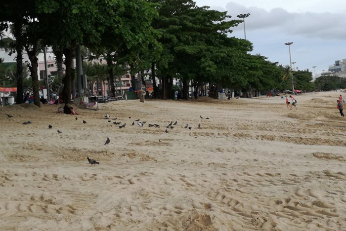 Центральный пляж Паттайи. Уже чистый песчек. Фото Pattaya Mail 