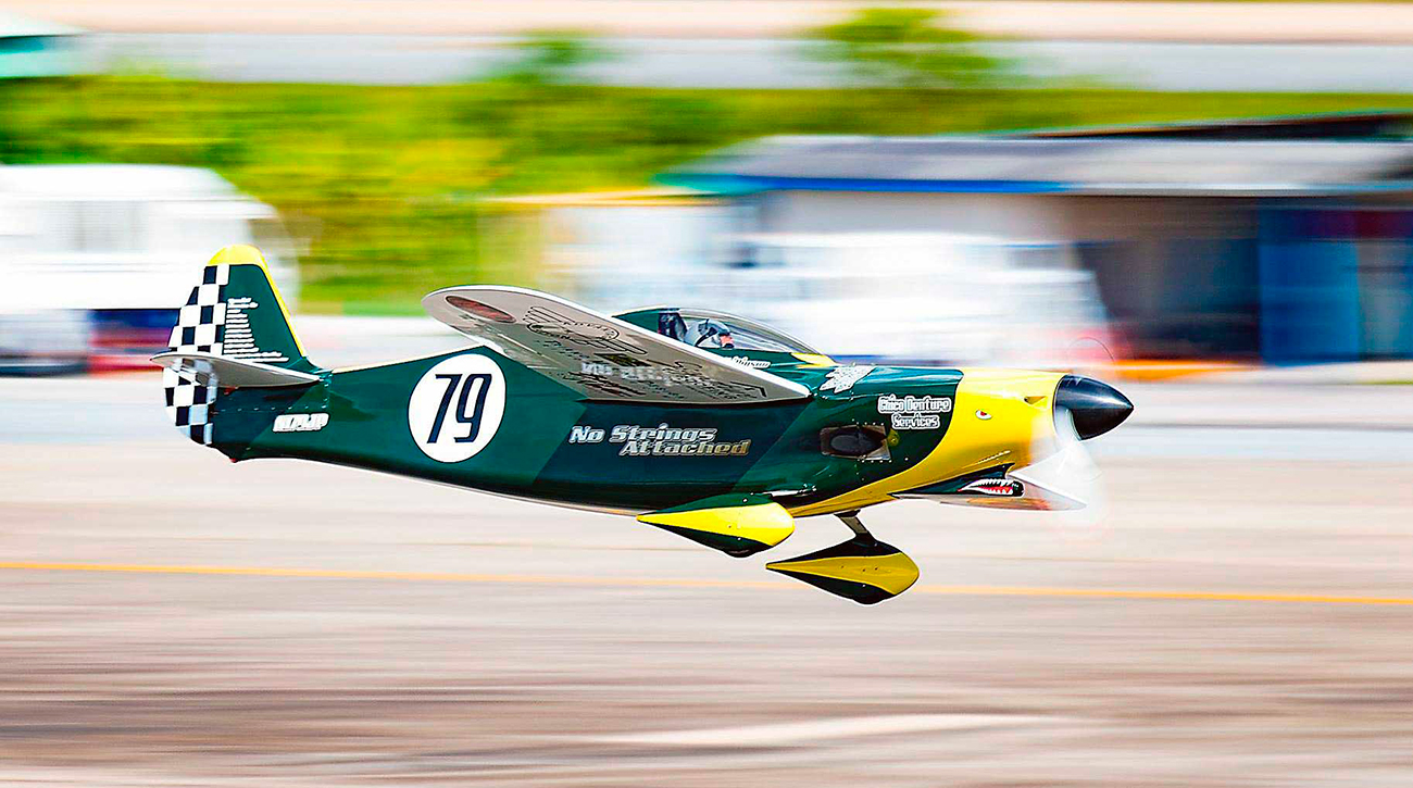 Победитель прошлогоднего чемпионата Air Race 1 на аэродроме Утапао в Саттахипе