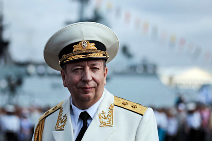 Заместитель Главнокомандующего Военно-морского флота РФ вице-адмирал Александр Николаевич Федотенков