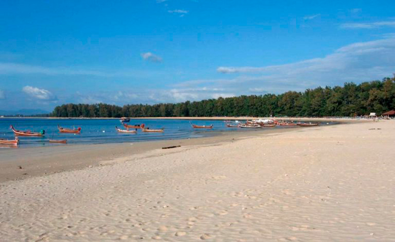 Пляж Най Ян