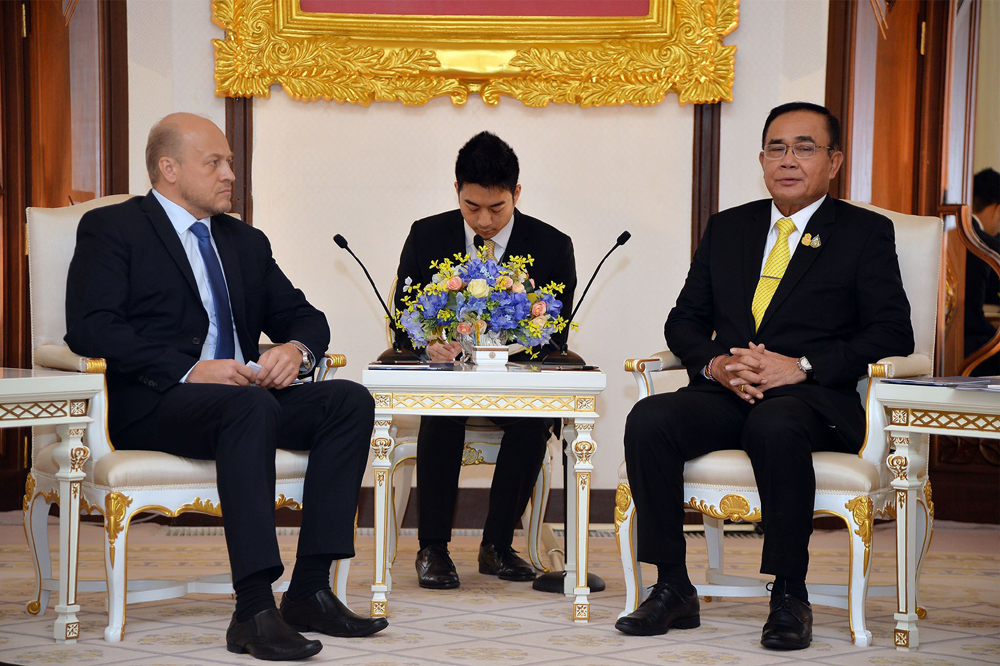 Встреча российского Посла г-на Томихина с Премьер-министром Таиланда г-ном Праютом Чан-Оча. Фото Посольства РФ в Таиланде.
