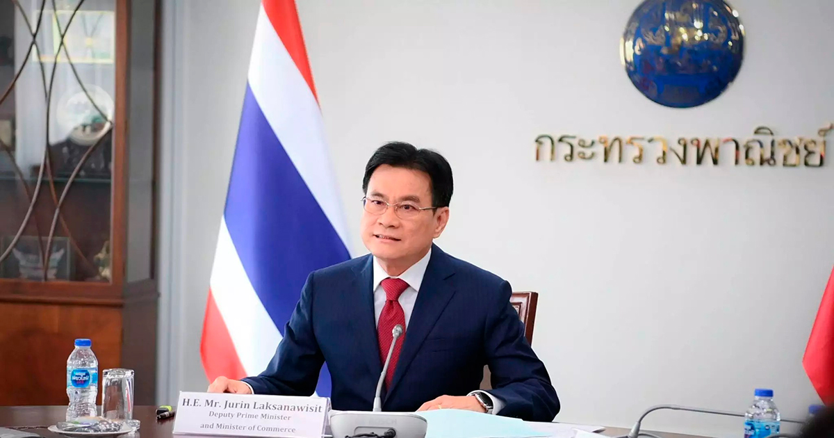 Вице-Премьер-министр и Министр торговли Таиланда г-н Джурин Лаксанависит. Фото MCOT