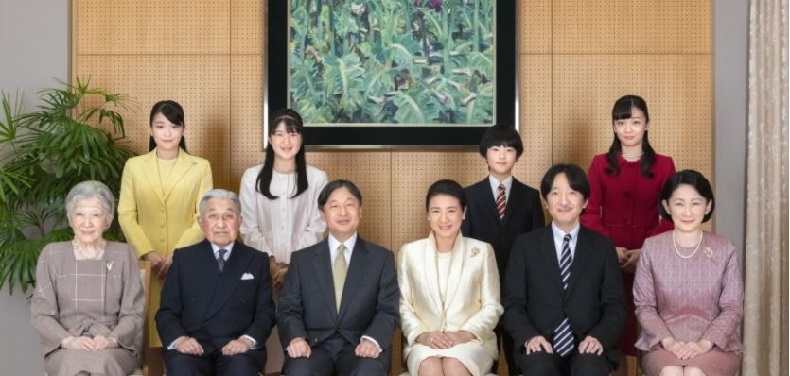 Семейный портрет королевской семьи Японии. Фото Imperial Household Agency / Kyodo News