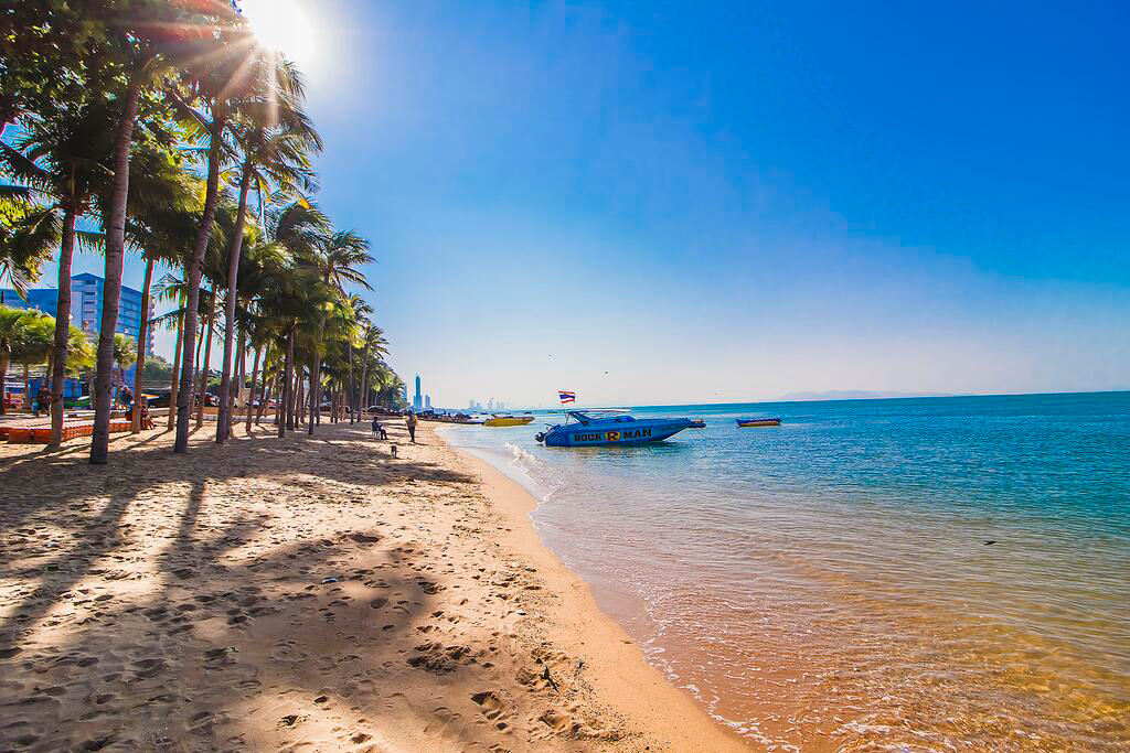Пляж Джомтьен. Фото Riviera Jomtien Pattaya