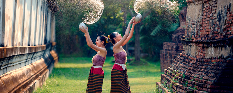 Традиции Сонгкрана в Таиланде