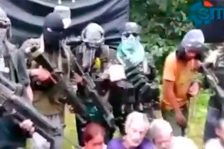 Исламские боевики на Филиппинах держат в заложниках 20 иностранцев. Четверо туристов, похищеных семь месяцев назад