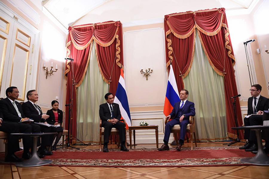 Встреча премьер-министра Тайланда генерала Праюта Чан-Оча и Председателя Правительства РФ Дмитрия Медведева 
