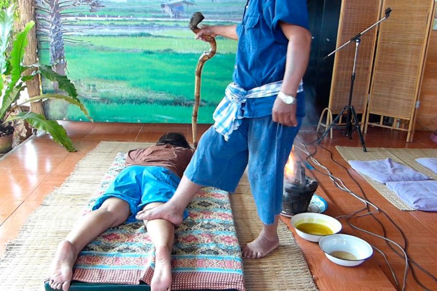 Ям Канг - горячий массаж в Бан Рай Кон Хин