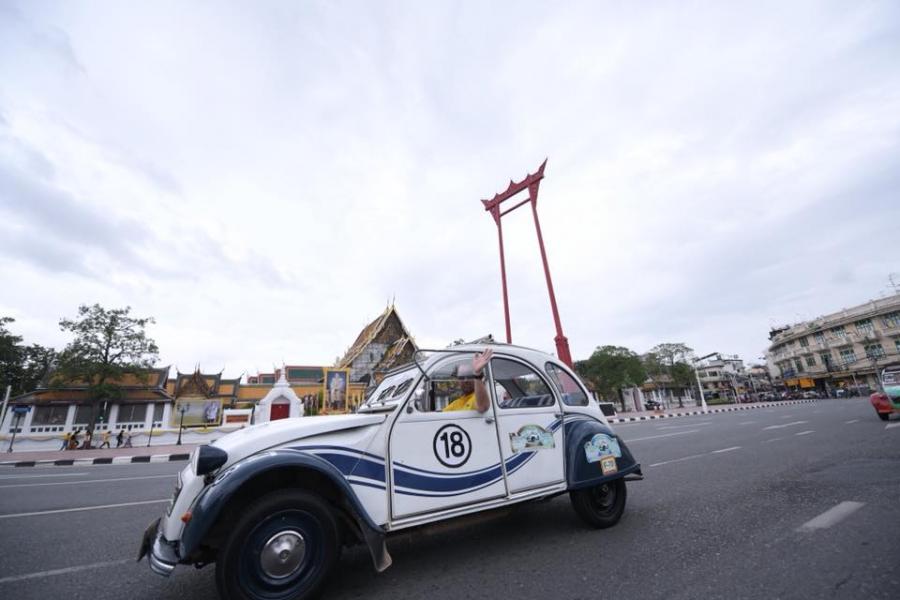 Парад мини автомобилей в честь Дня рождения Короля Рамы X. Фото NNT