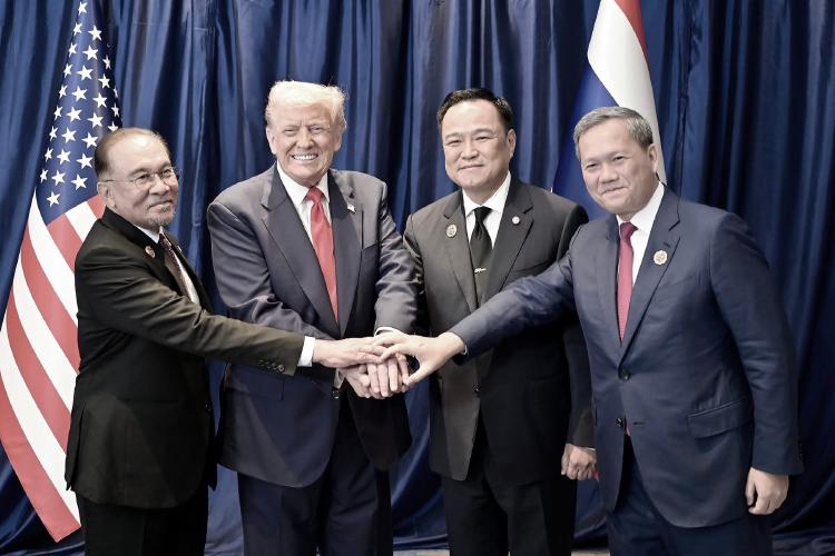 Таиланд и Камбоджа подписали совместную декларацию о мире в Малайзии