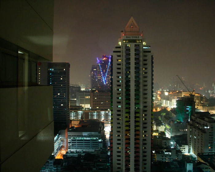 Отель Baiyoke Suite Hotel