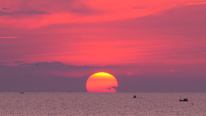 Закат солнца в Паттайе. Pattaya Beach