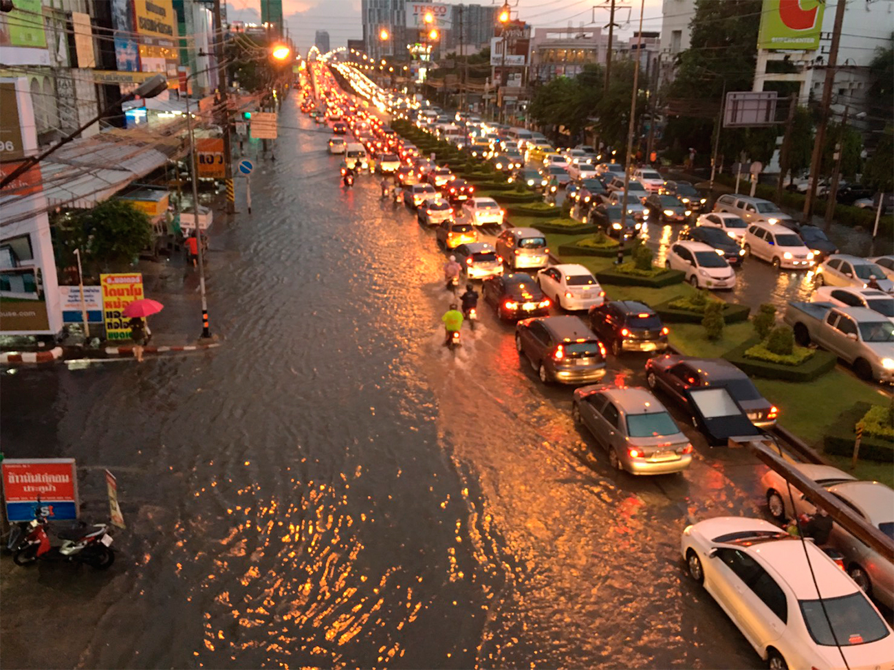 Бангкок после сильных ливней в начале октября 2016 года. Фото Thai PBS