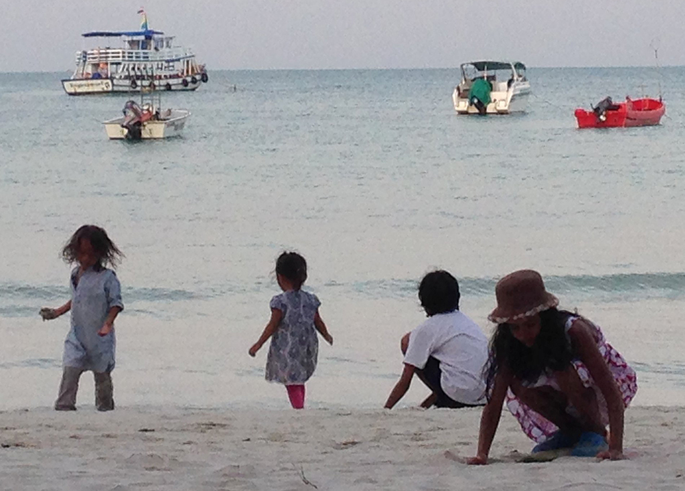 Ко Самет благоприятный остров для отдыха с малышами и детьми по-старше