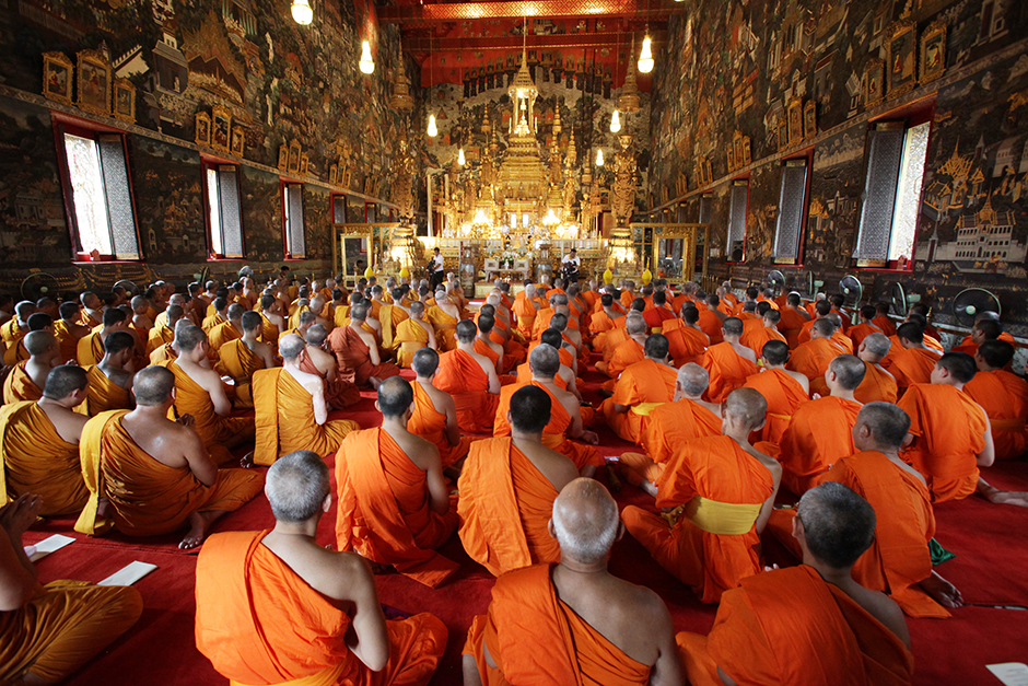 Праздники будды. Асалха Пуджа. Асалха праздник буддизм. Вишакха Пуджа. Асаха Пуджа в Таиланде.