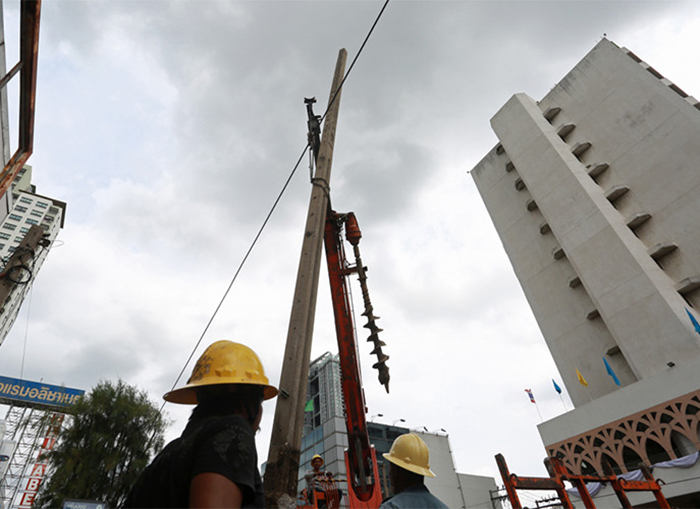 В Бангкоке в мае начался демонтаж кабелей связи под землю