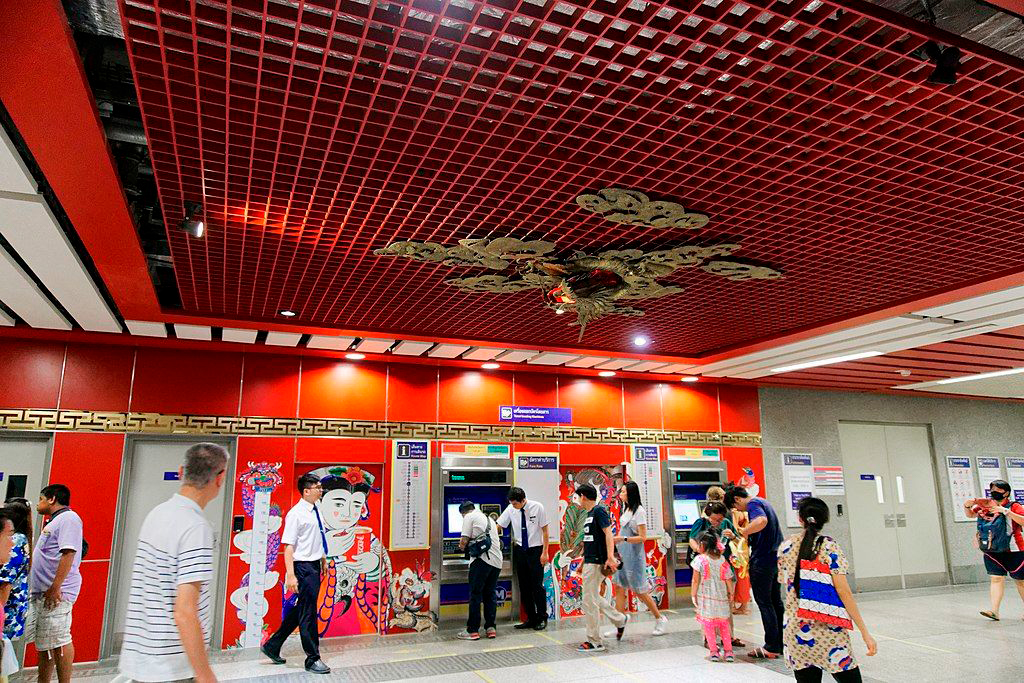 Станции метро бангкок. Станции метро Бангкока. Wat Mangkon метро Бангкок. Sanam Chai станция Бангкок. Янгсан станция метро в Бангкоке.