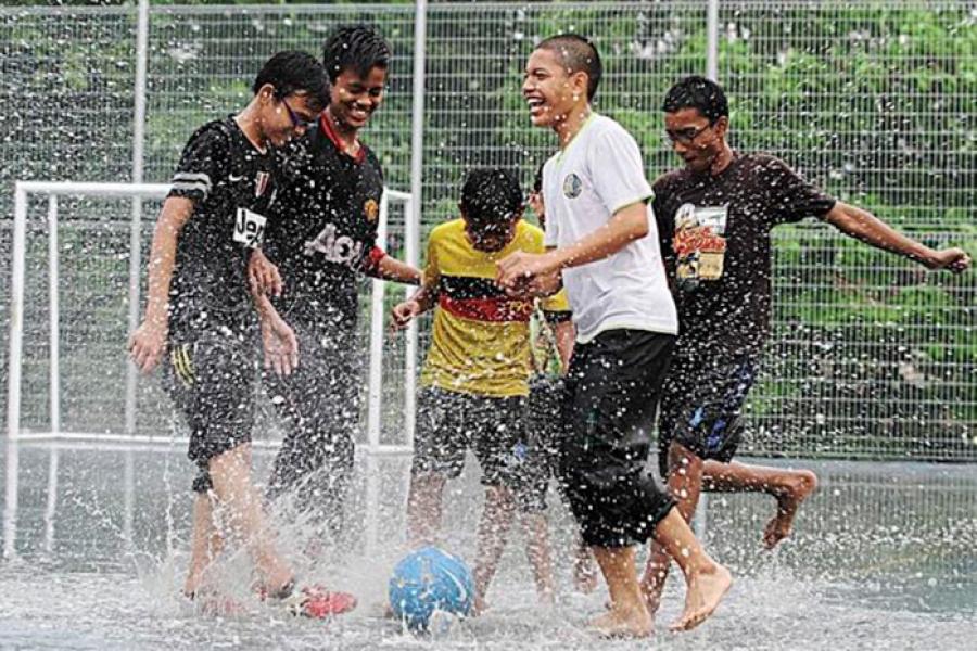 Дожди принесли долгожданную прохладу в Тайланд