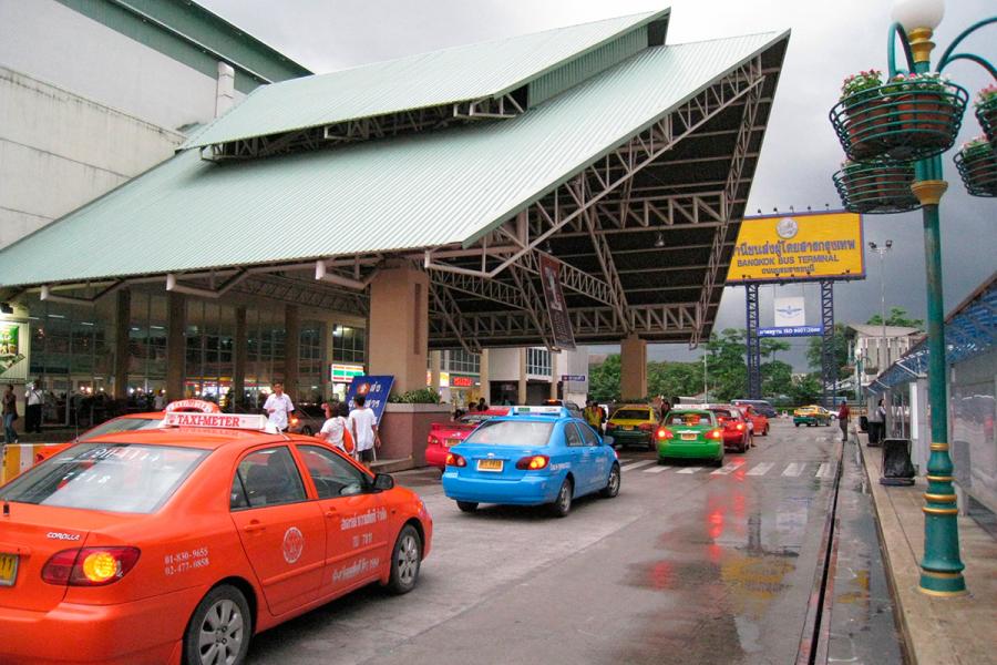 Южный автобусный терминал Сай Тай Май Талинг Чанг 