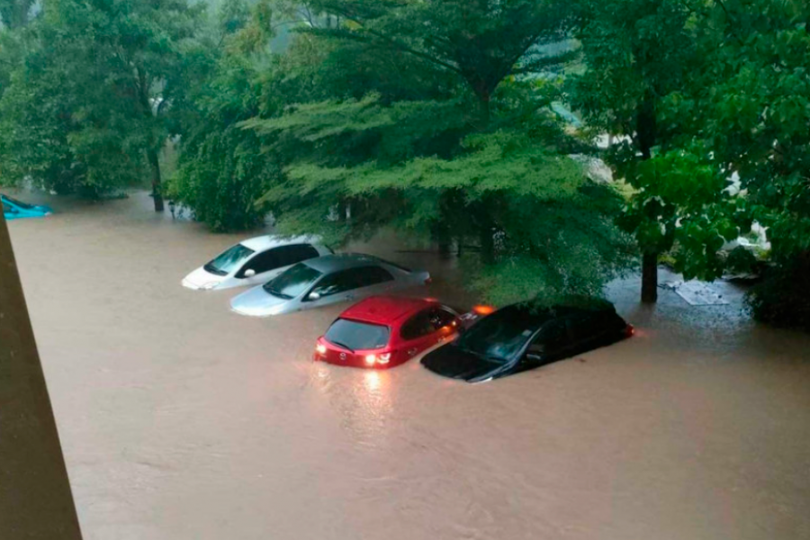 Пхукет: наводнение на Таланге